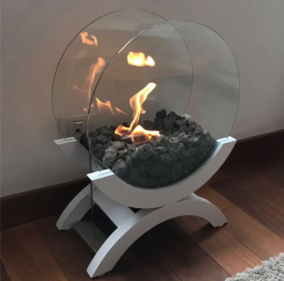 chimeneamoon1blanca2.webp